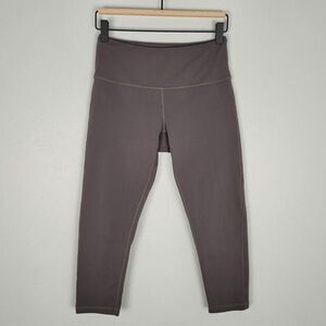 Prana Size S Cropped Capri Leggings Inseam 20 In Gray Taupe